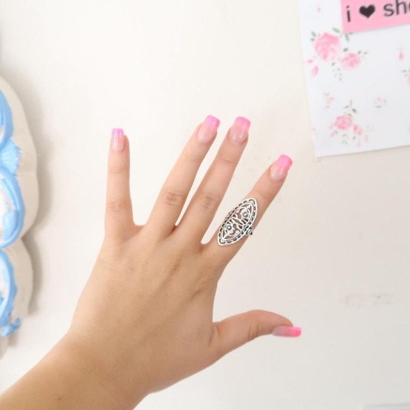 Vintage Long Silver Filigree Ring Oval Dome — Fairy Coquette / Vintage Indie - Picture 5 of 7